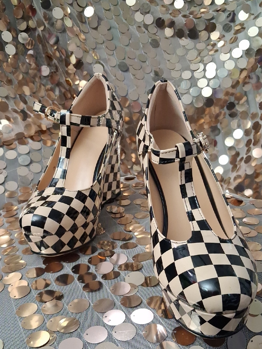 Pin-Up Mary Janes Checkered T-Strap Platform Heels in Black and Cream